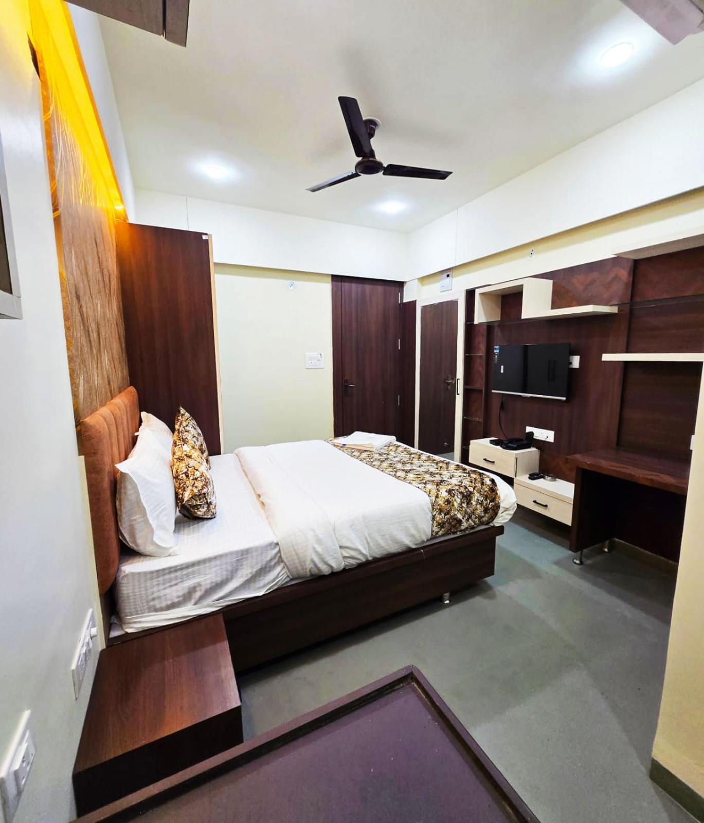 Hotel Nexus Indore Eksteriør bilde
